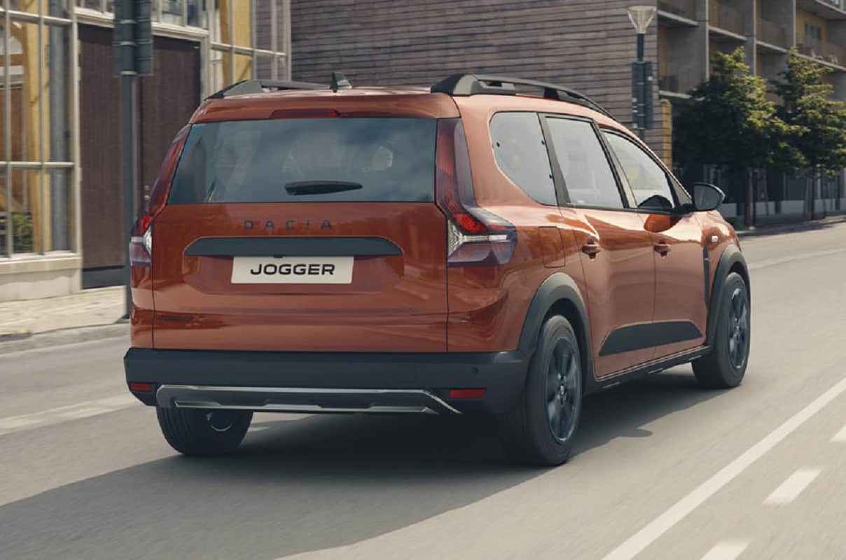 Renault Dacia Jogger launched 7-seater family car gets SUV-like styling know features specifications