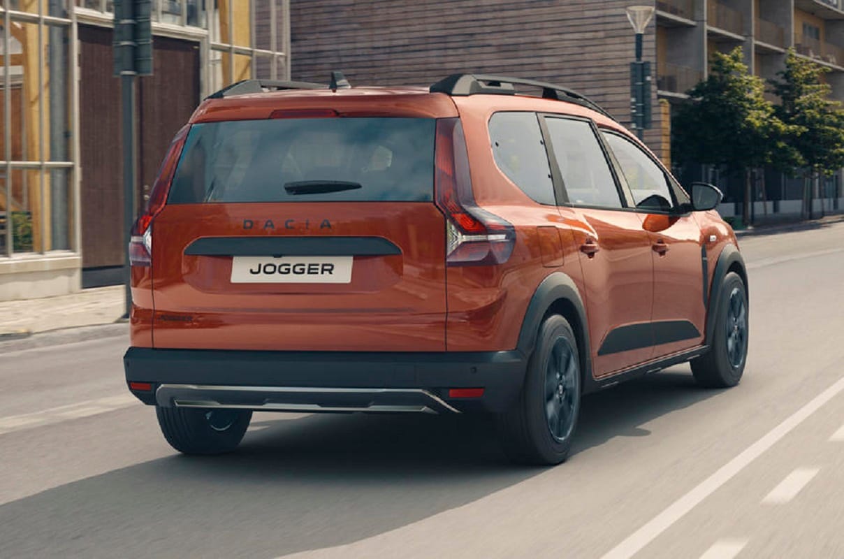 Renault Dacia Jogger launched 7-seater family car gets SUV-like styling know features specifications