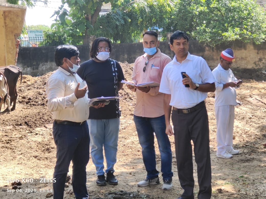 etawah news,CDO saw information about cowshed, straw and fodder