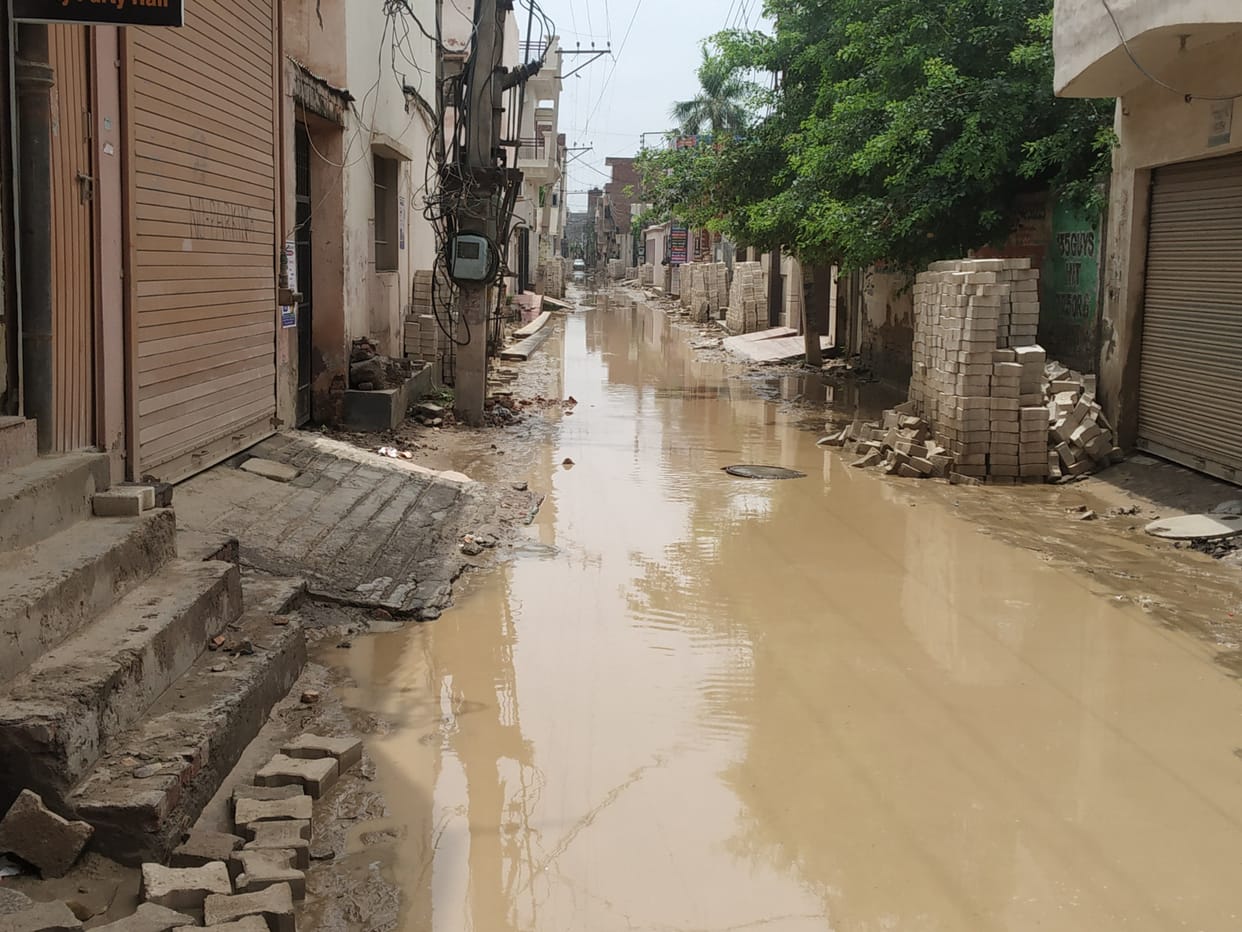 Water withdrawal tender from Agrasen Colony stuck in paper, 10 thousand people of 7 colonies affected