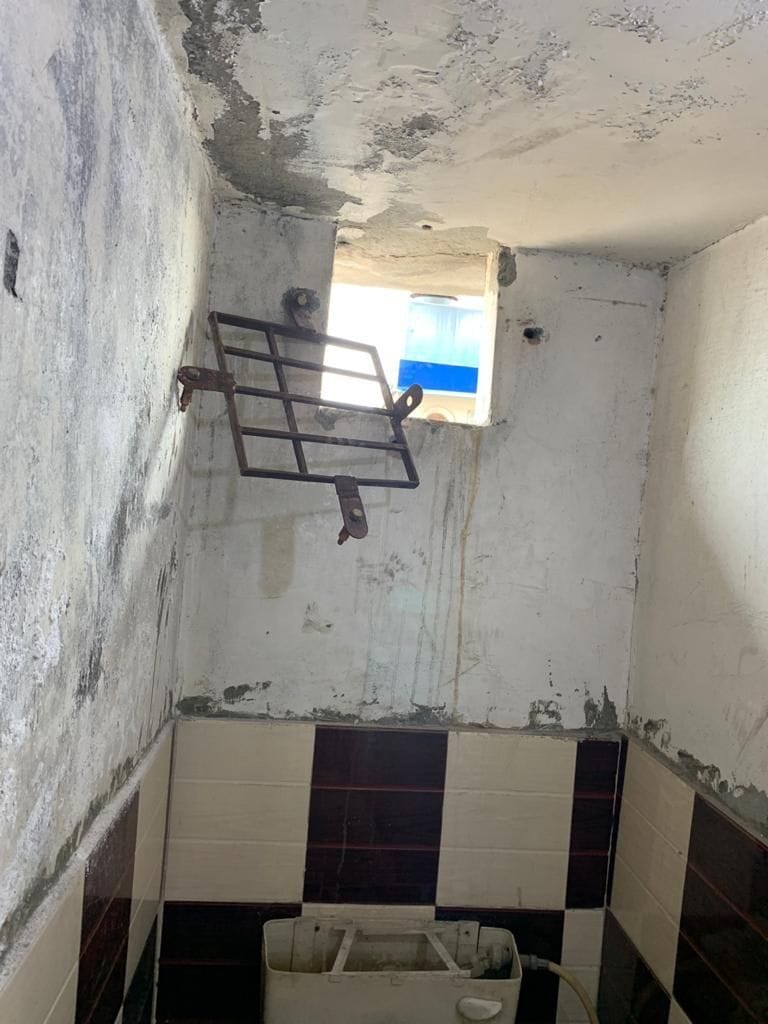 Thieves became a challenge for the police, theft of lakhs at three places