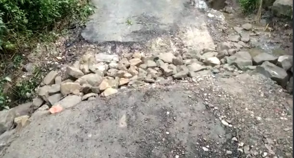 Taring of Baturda-Dubai road uprooted in two months