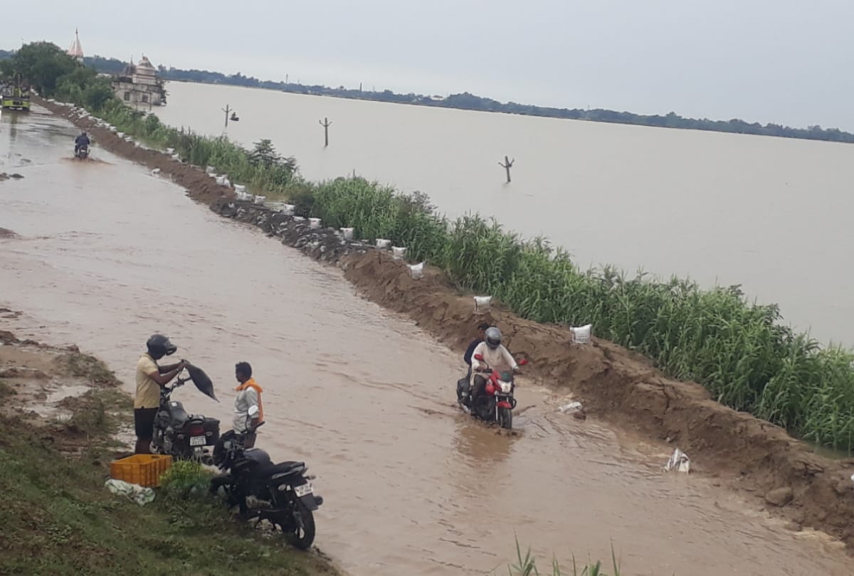 Gorakhpur-Varanasi National Highway remained closed for second day