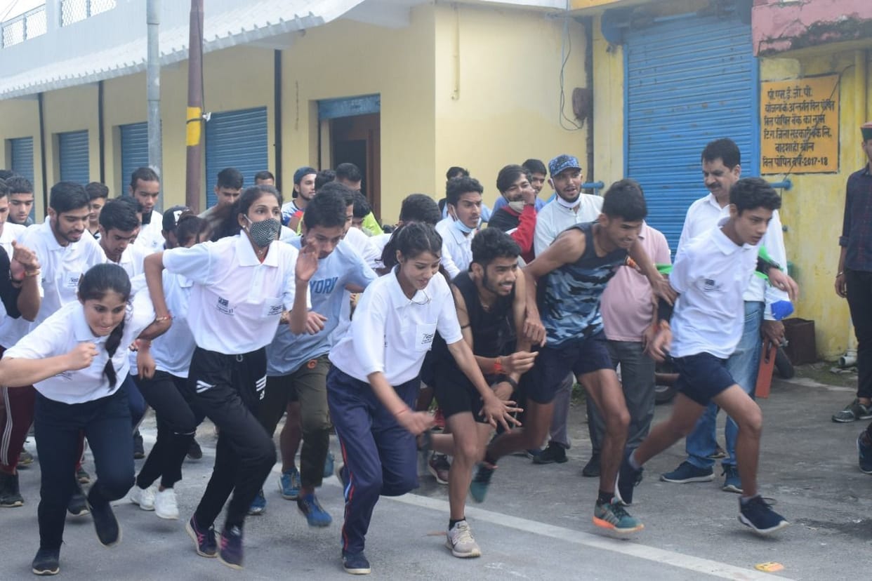 Arun was first and Anshul was second in Fit India race