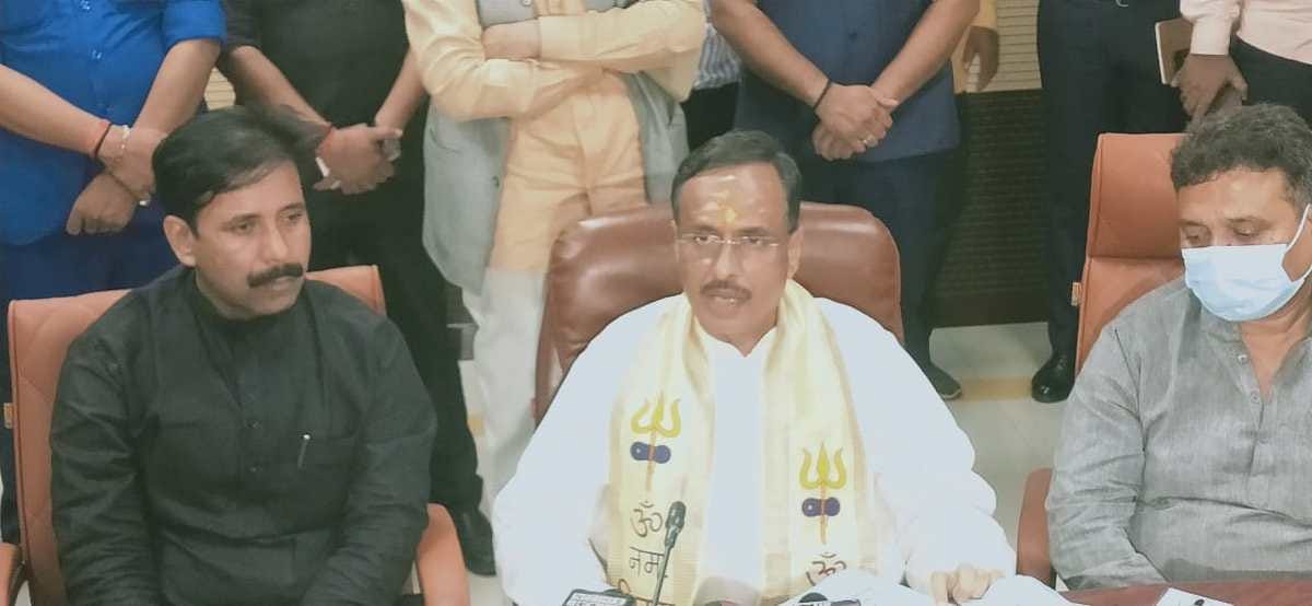 Only tweet leaders were left in opposition says Deputy CM Dinesh Sharma in varanasi also said UP government gave new dimension to education