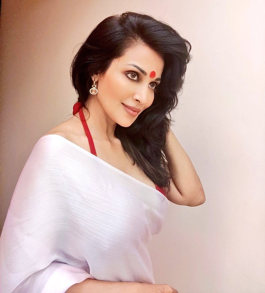 hindi hain hum: Actress Flora Saini said after reading Hindi literature you will feel love