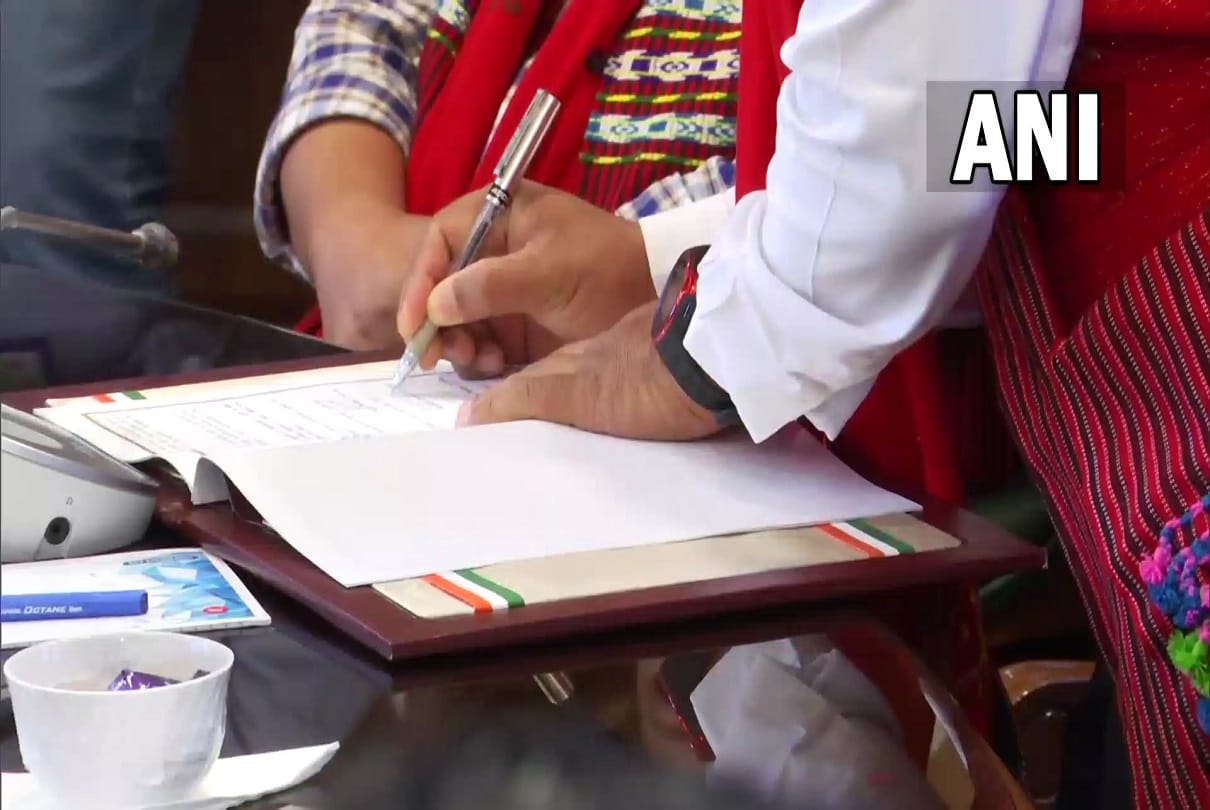 Karbi Anglong Agreement has been signed in presence of Union Home Minister Amit Shah