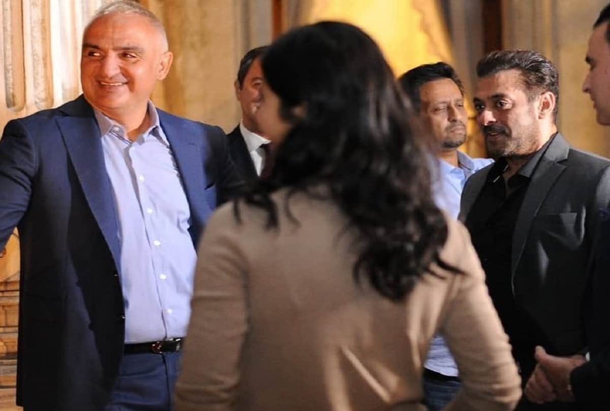 Tiger 3 stars Salman Khan, Katrina Kaif meet Turkish Culture and Tourism Minister in Istanbul