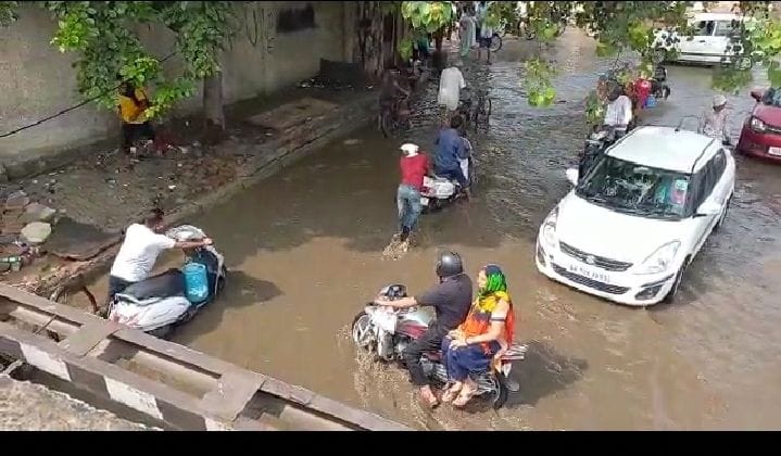 administrative claims washed away in the rain in the dream worsened the situation