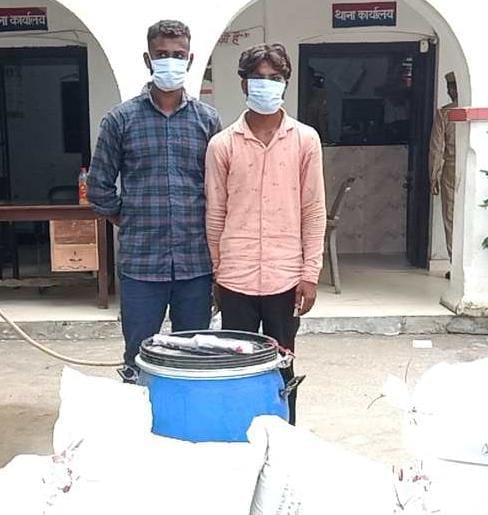 Police caught two with stolen goods