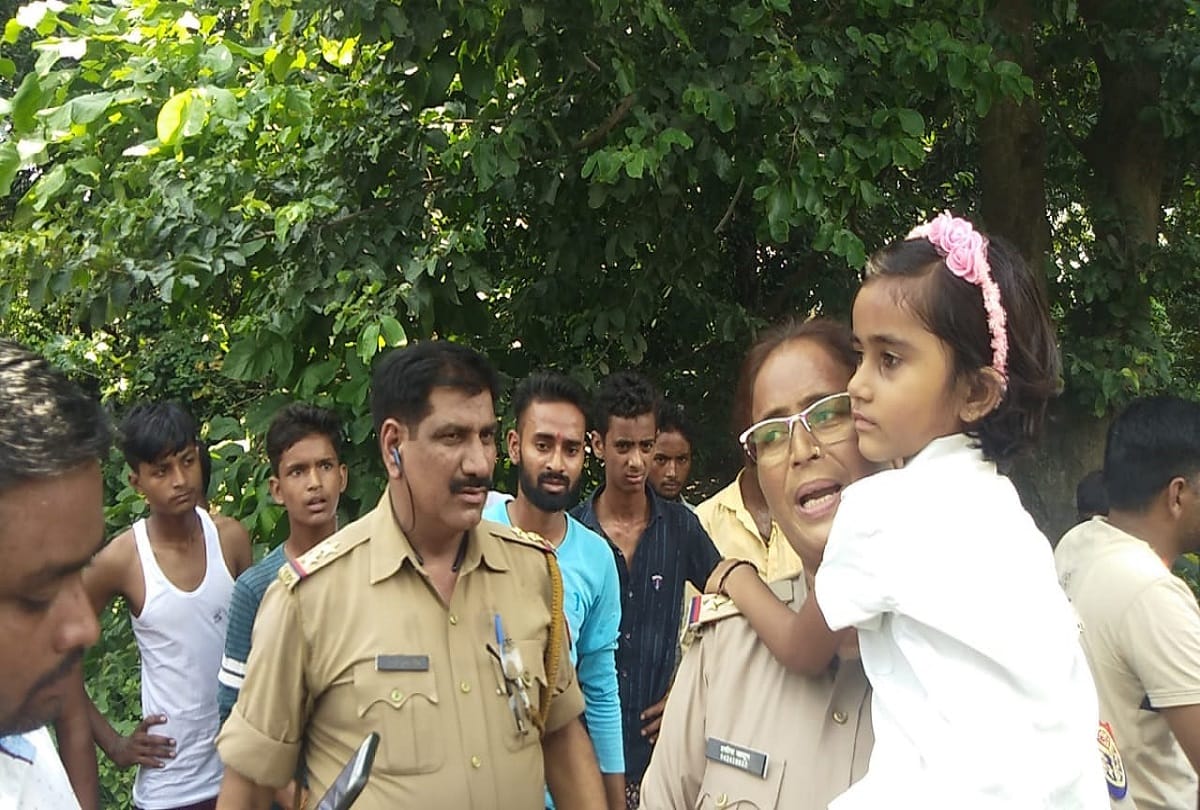 kidnapped a seven year old girl in sarojininagar lucknow accused ran away after seeing the police team