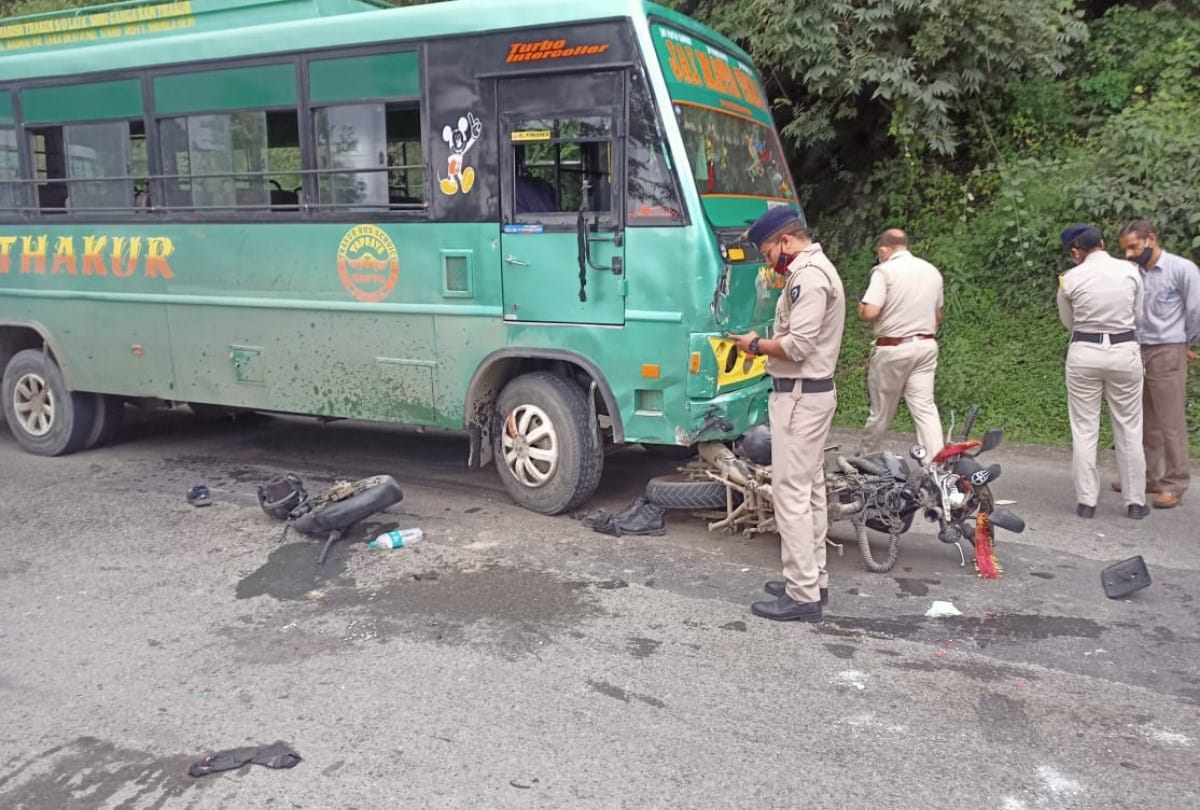 himachal shimla accident news: bus-bike collision in Shoghi Shimla One killed another injured