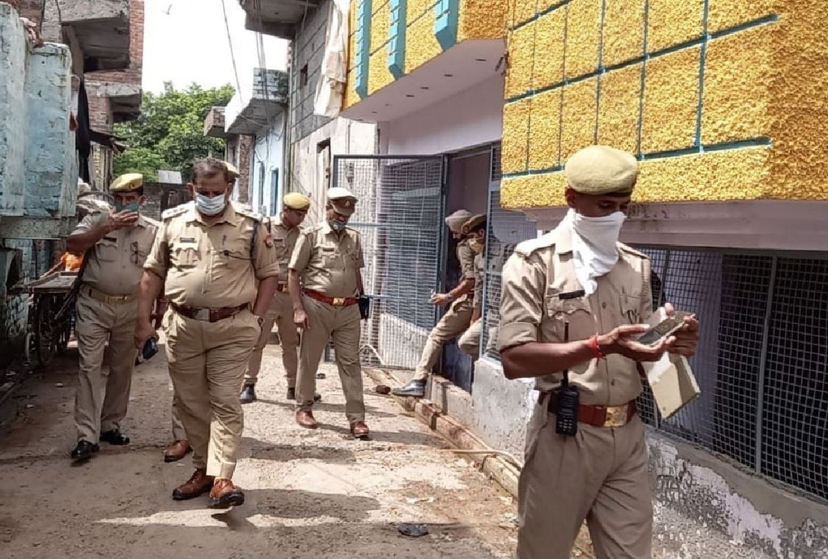 contactor burnt the worker alive in money dispute in firozabad