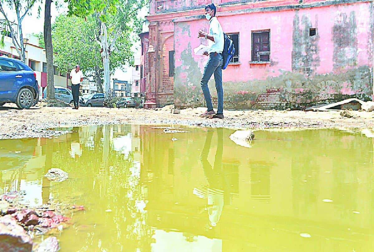 Agra Viral Fever News: administration is not serious in the cleanliness of the Agra