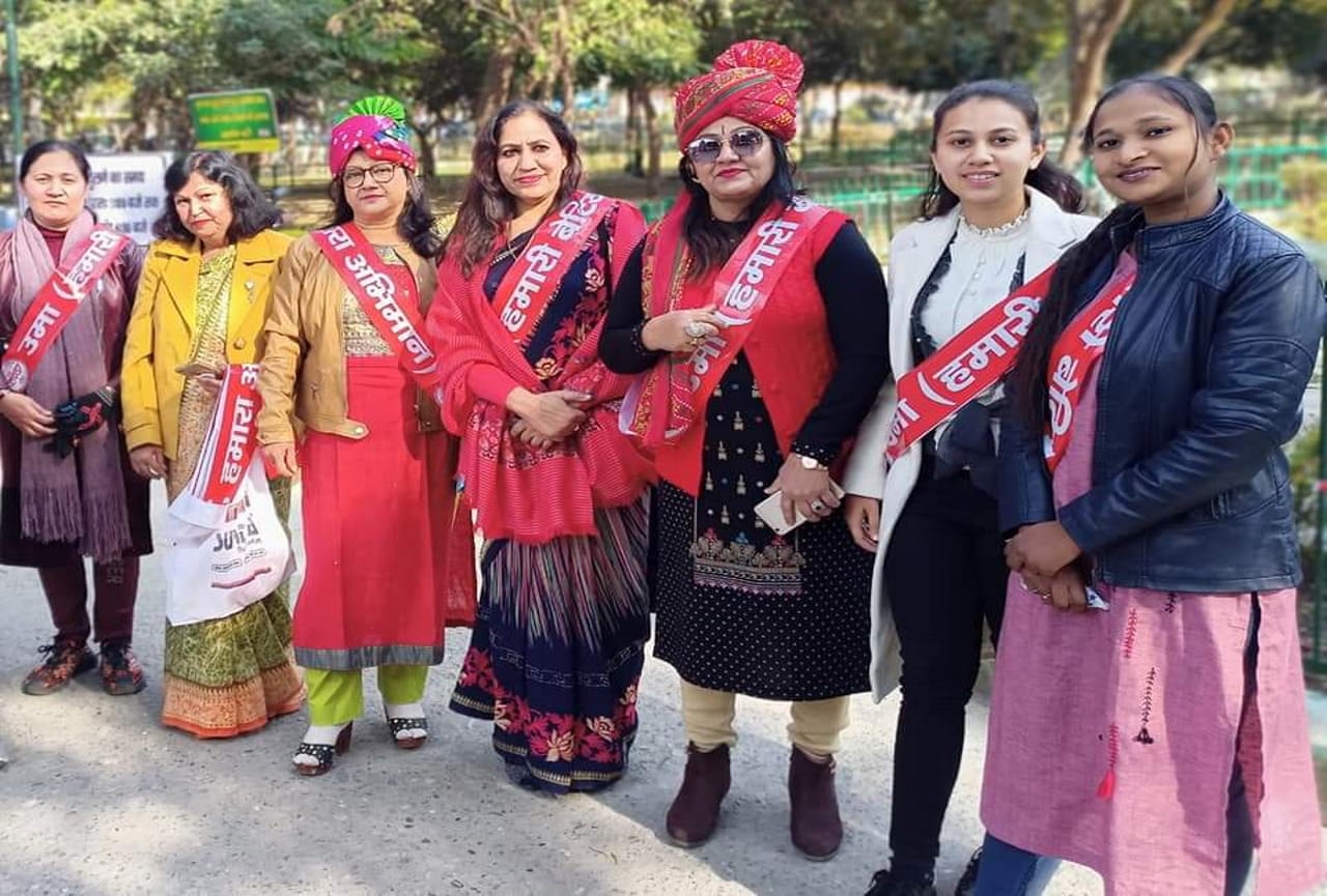 umang group: dehradun 15 girls social work praised by everyone