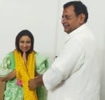 त्रिपुरा राज्य के मुख्यमंत्री की धर्मपत्नी मां विंध्यवासिनी माता के दरबार में लगाई हाजिरी दर्श?