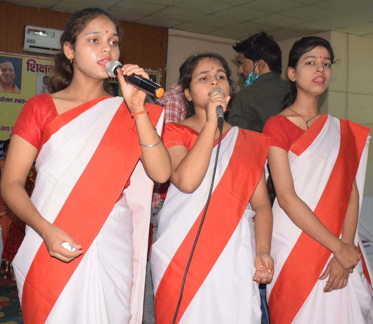 teacher,hardoi news,honer,teachers day