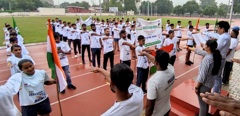 The message of staying healthy given in the marathon