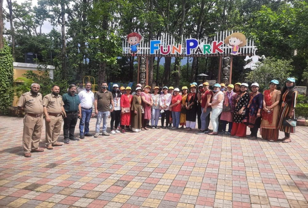Uttarakhand News: Tourist Huge Crowd in dehradun and Nainital Tourist Places on Weekends photos