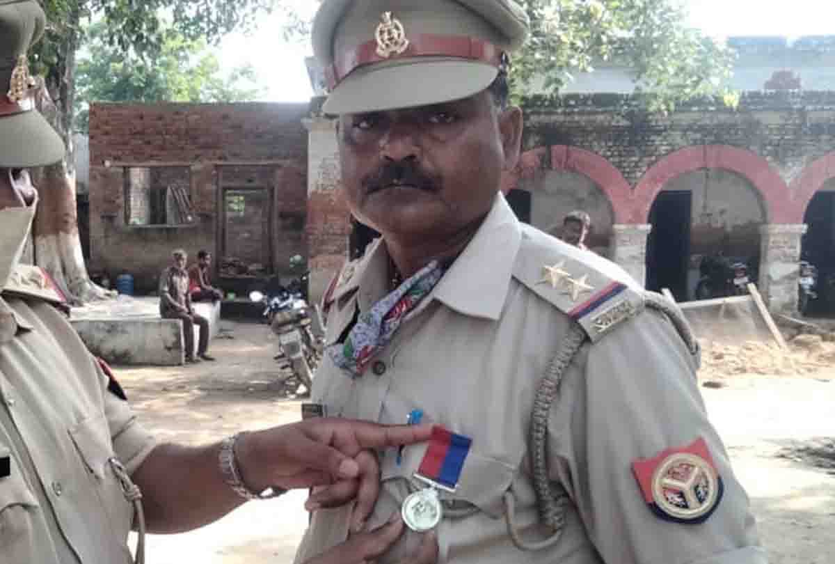 policeman Sent to jail for extortion 20 thousand from Saraf
