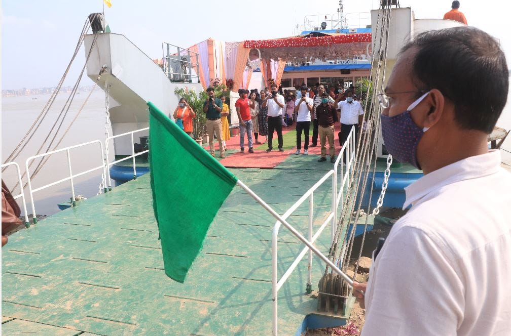 150 passengers travel first day  know about tickets and other facilities