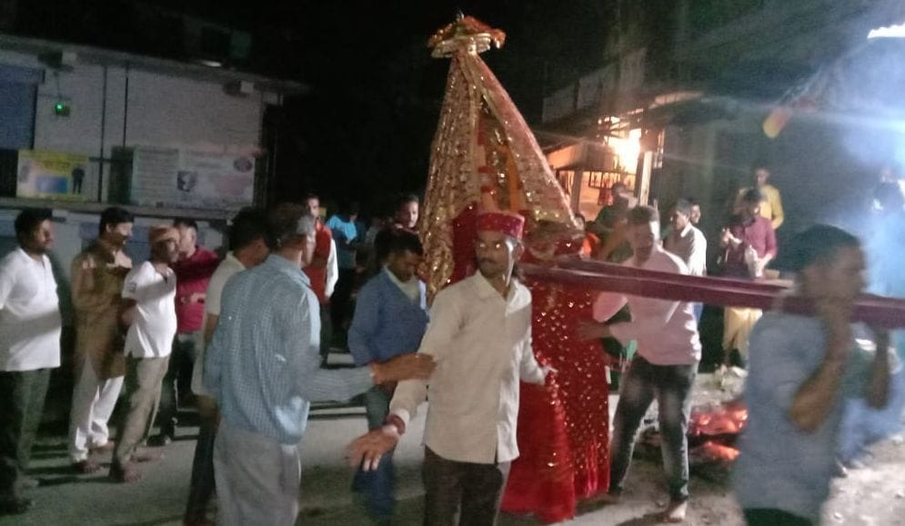 Goors demonstrated the power of God by walking on coals