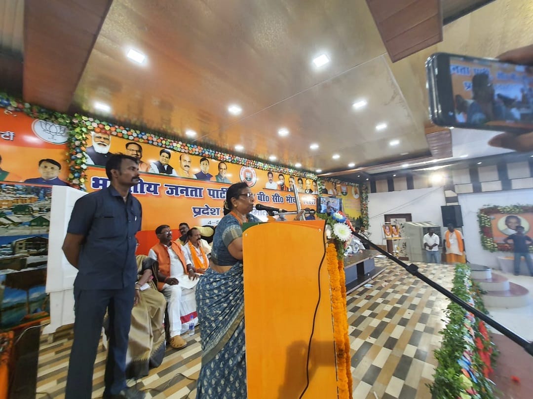 Muzaffarpur: The strange statement of Deputy Chief Minister Renu Devi, says most of the floods in Bihar are artificial