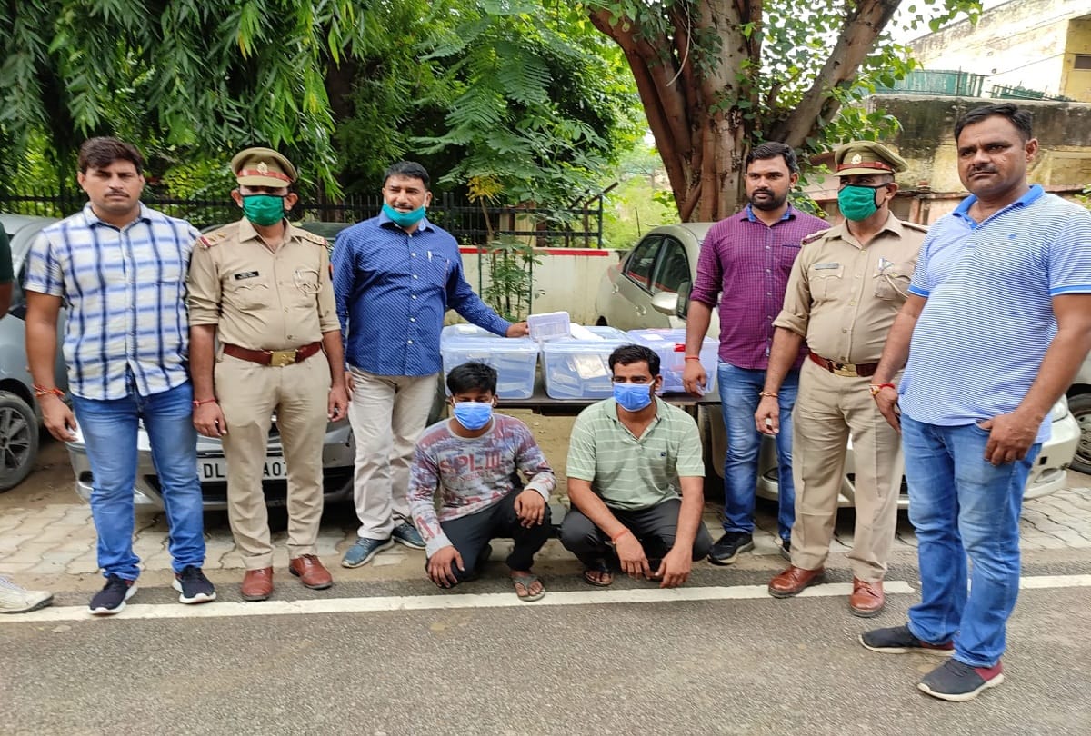 Ghaziabad Vehicle thief gang busted Each member had a different responsibility More than a hundred vehicles sold in Jammu and Kashmir