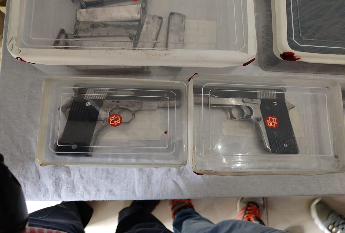 illegal  Arms factory busted Pistols were being made in the basement, artisans used to come from Munger