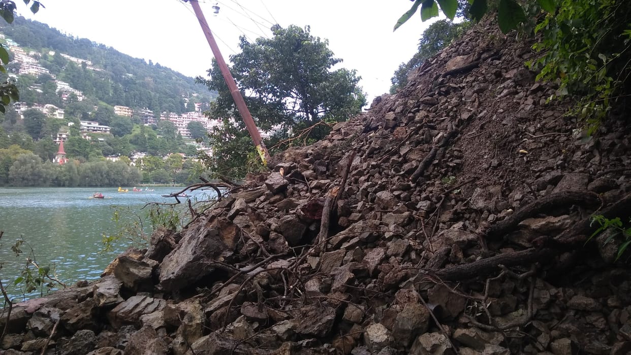 Landslide on the cold road of Nainital