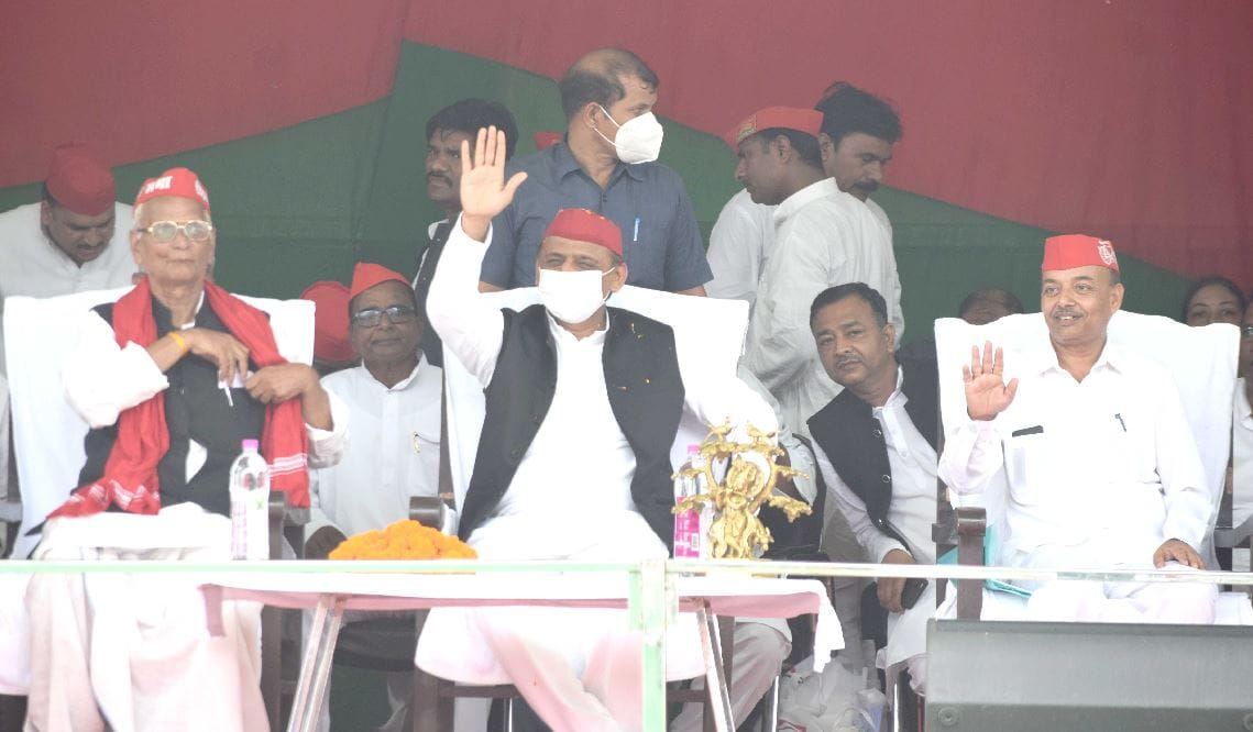 Akhilesh Yadav Samajwadi Party in new preparation to compete with Yogi government Before Uttar Pradesh Assembly Election 2022