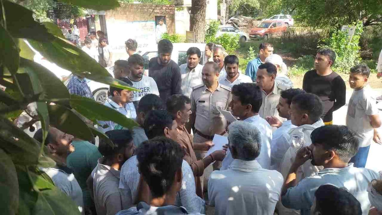 Villagers blocked the bus stand