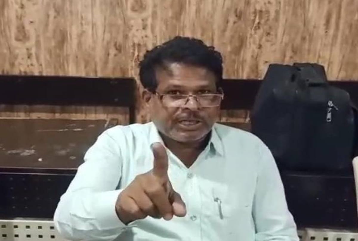 Madhya Pradesh school principal booked for objectionable remark about girls dresses