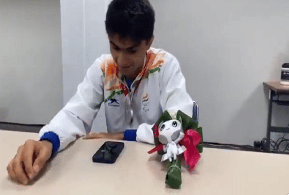 Tokyo Paralympics update Suhas LY wins Silver PM Modi talks to him over phone