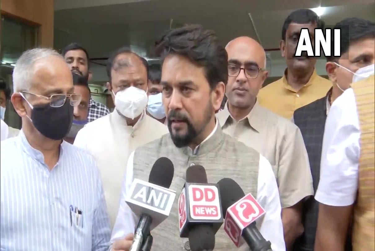 Sports Minister Anurag Thakur advocates same cash award