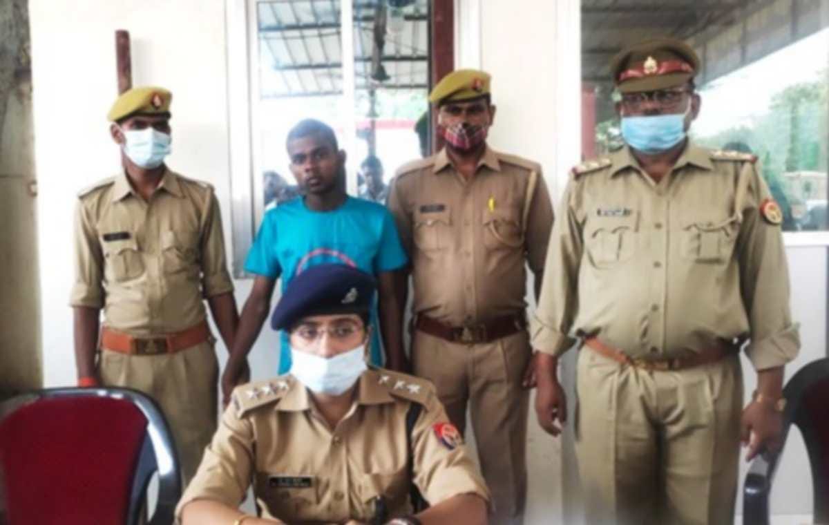Varanasi student murder case: Police arrested 25000 prize killer of girl student murder killed girl in suspicion of having relationship another youth