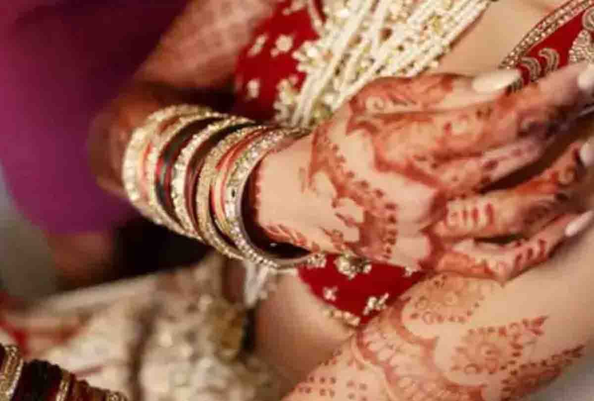 Real sisters missing since 13 days returned after marrying with two brothers