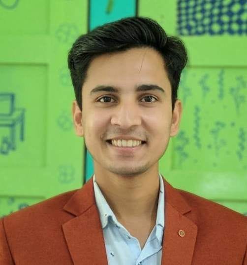 Young painter Rajesh got Young Educator Award