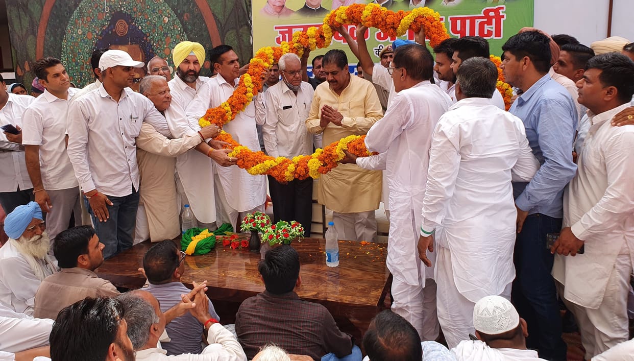 Ask those MPs who have signed the Agriculture Act to resign: Ajay