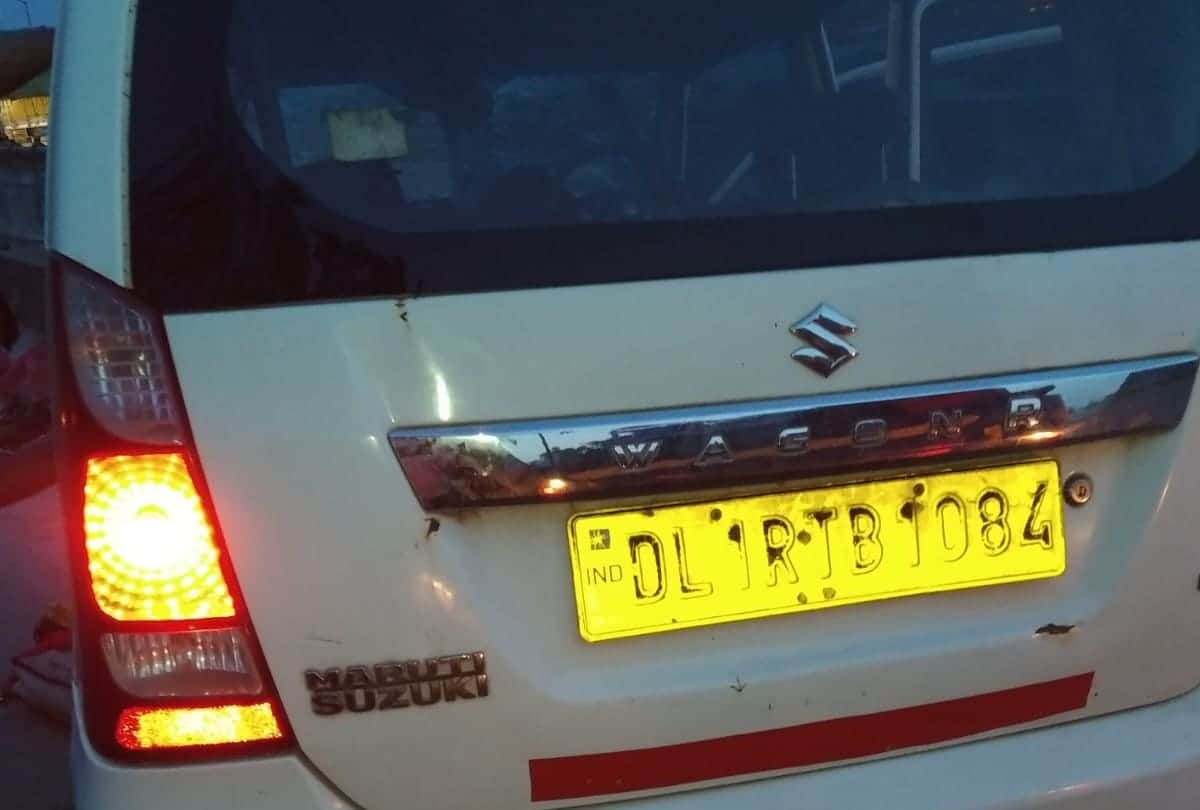 Three died in a car accident in rudauli in Ayodhya.