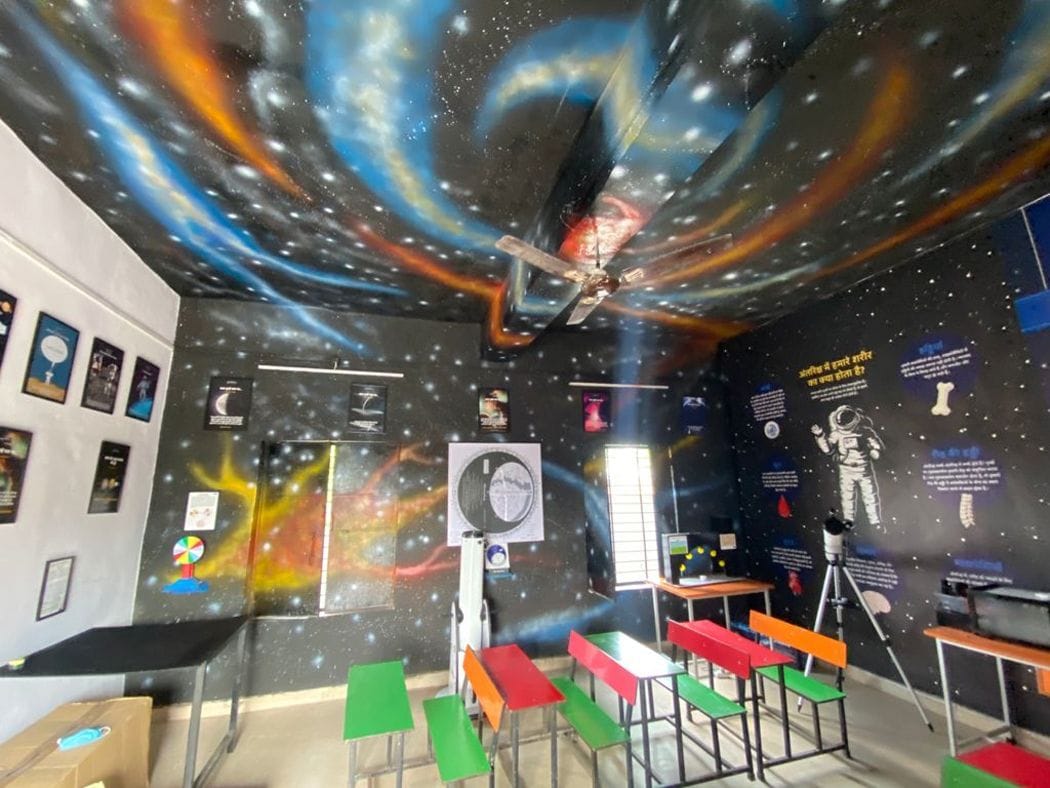 lab in mukundgarhi school