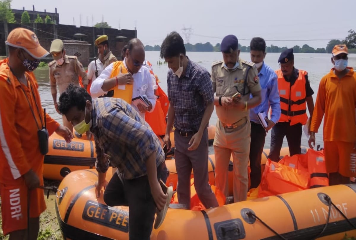 NDRF rescued 69 people in villages affected by Gorra river at Gorakhpur