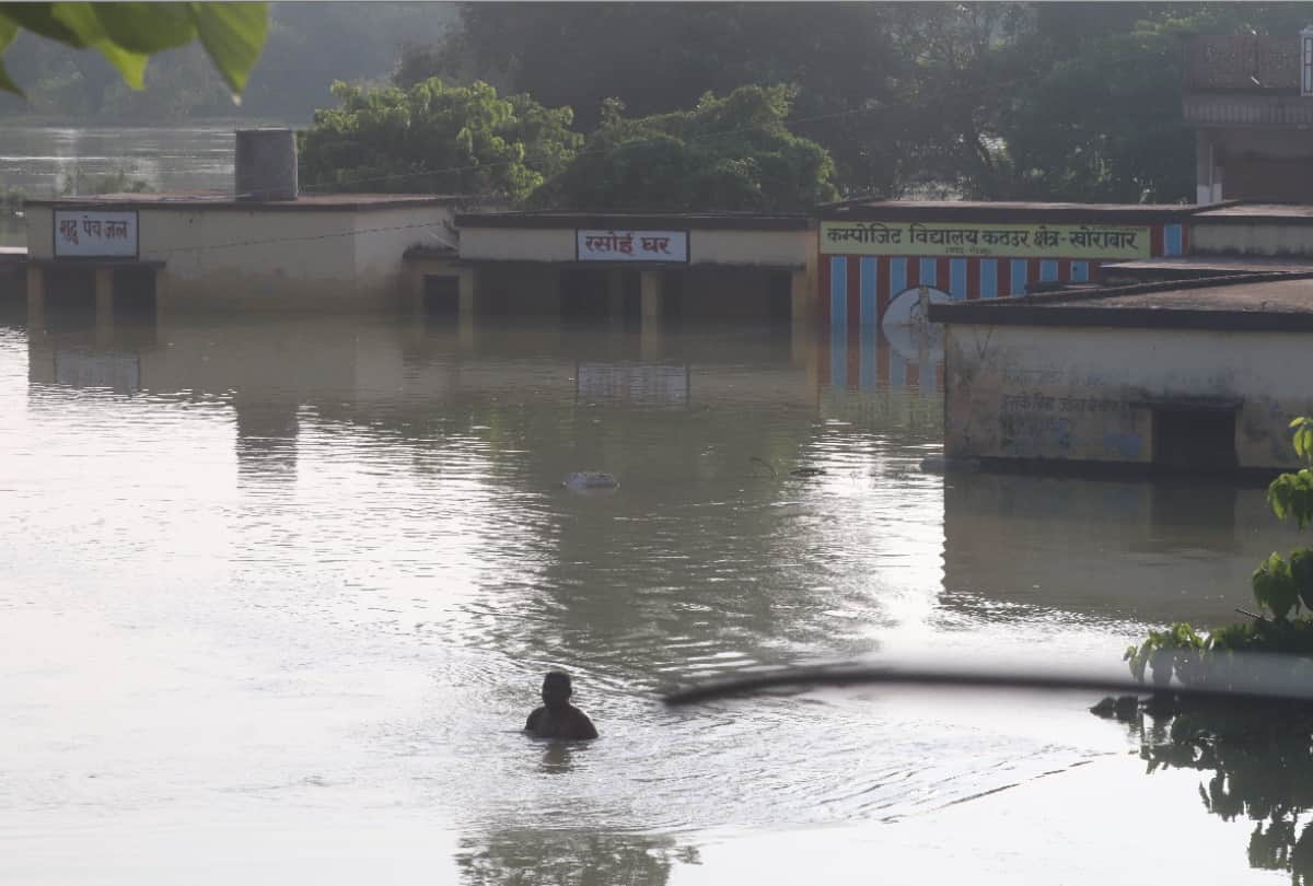 Gorakhpur flood update water level of rivers is decreasing continuously