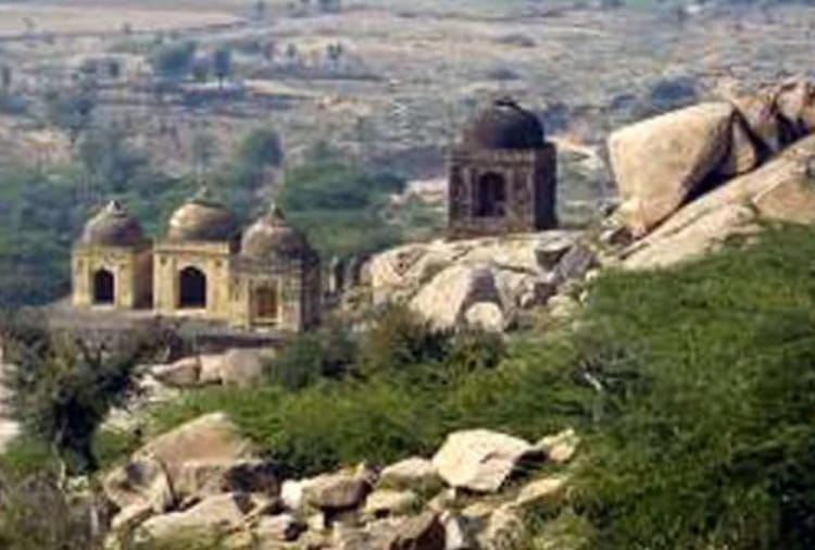 Haryana Government planning to develop Dhosi Hills of Narnaul as tourist place 