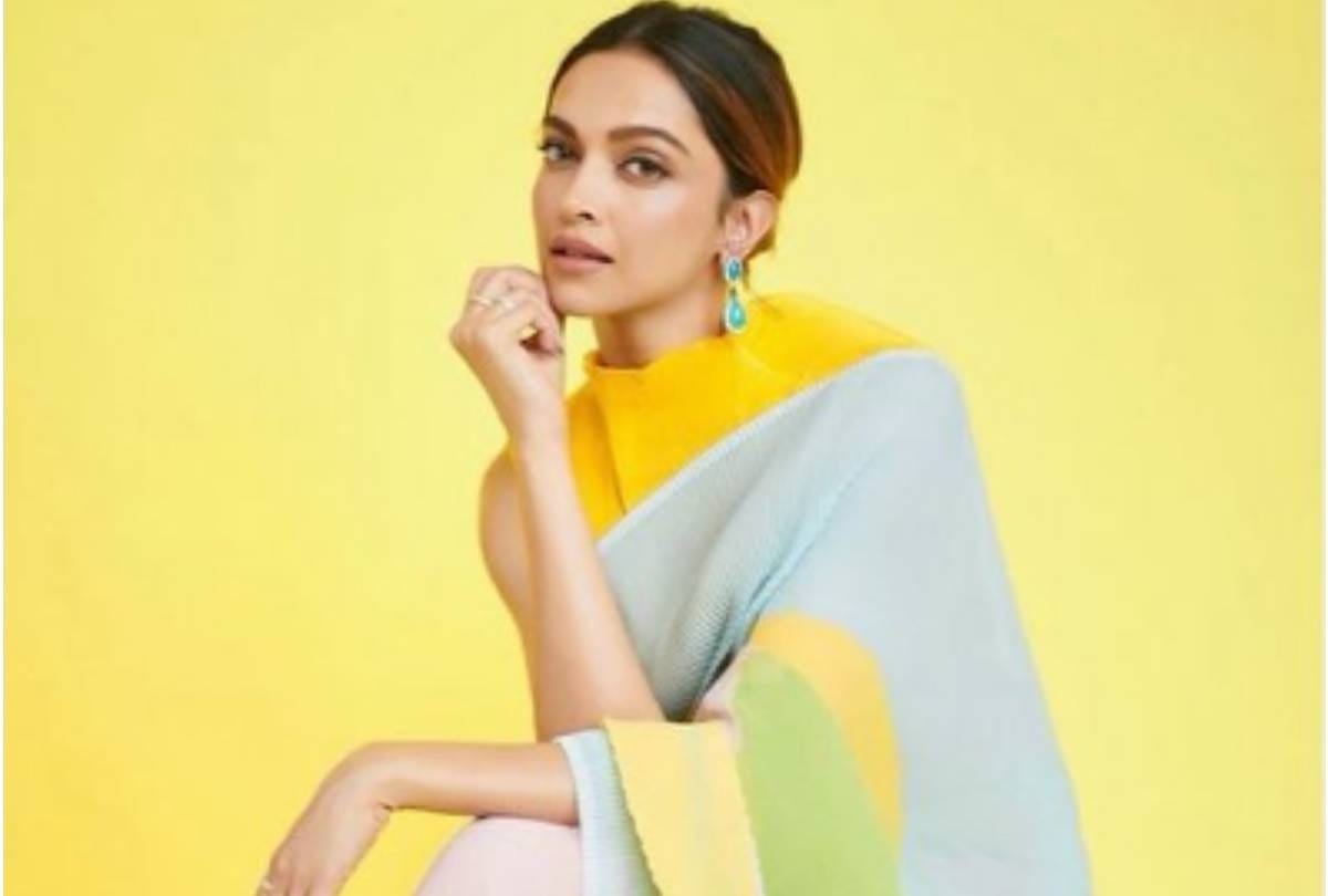 deepika padukone multicolor saree look pictures photos goes viral