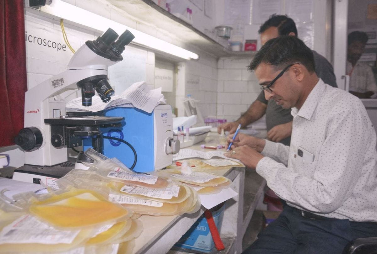 platelets kit and jumbo pack shortage due dengue outbreak in agra