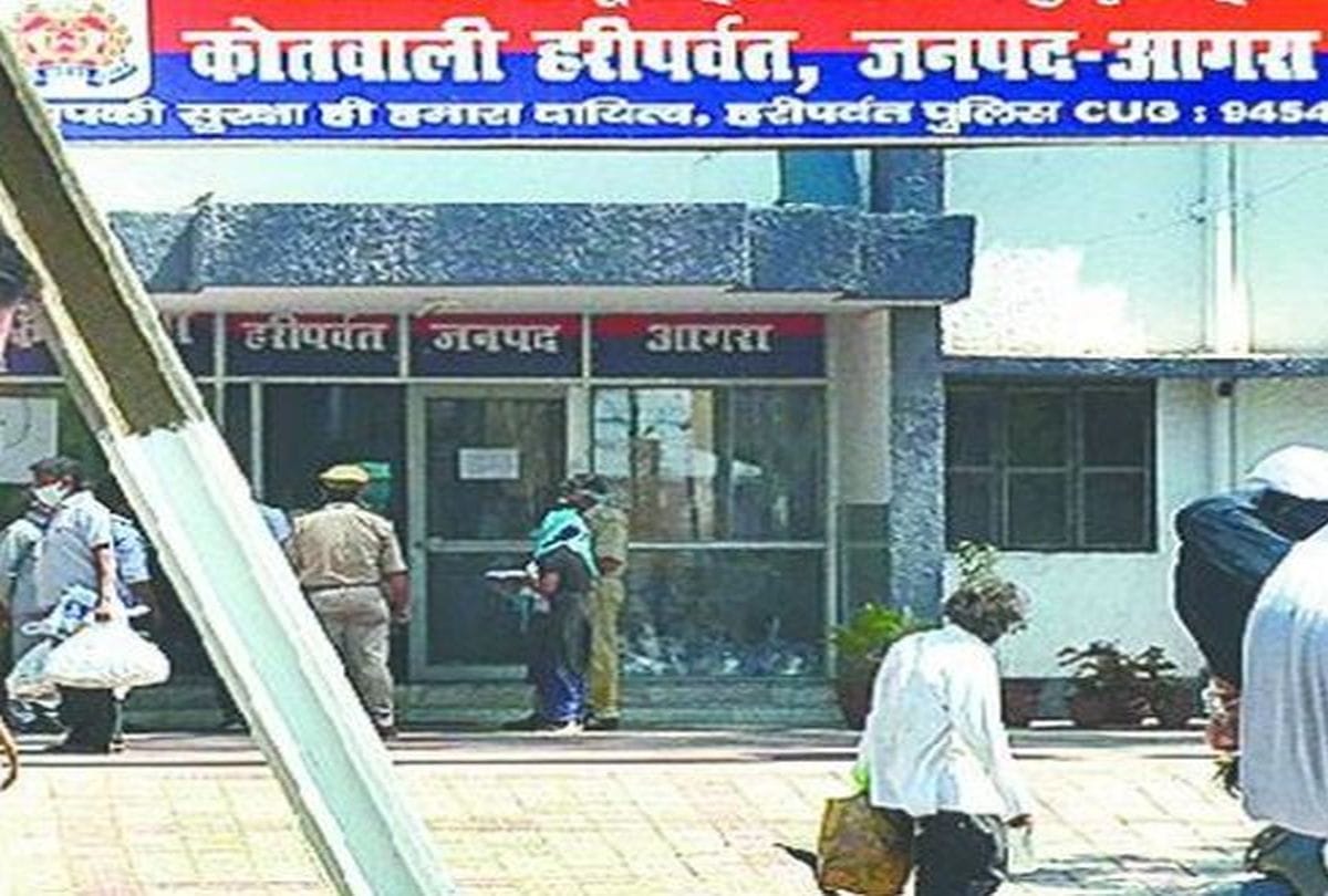 FIR filed against bike rider for dog crashed in agra