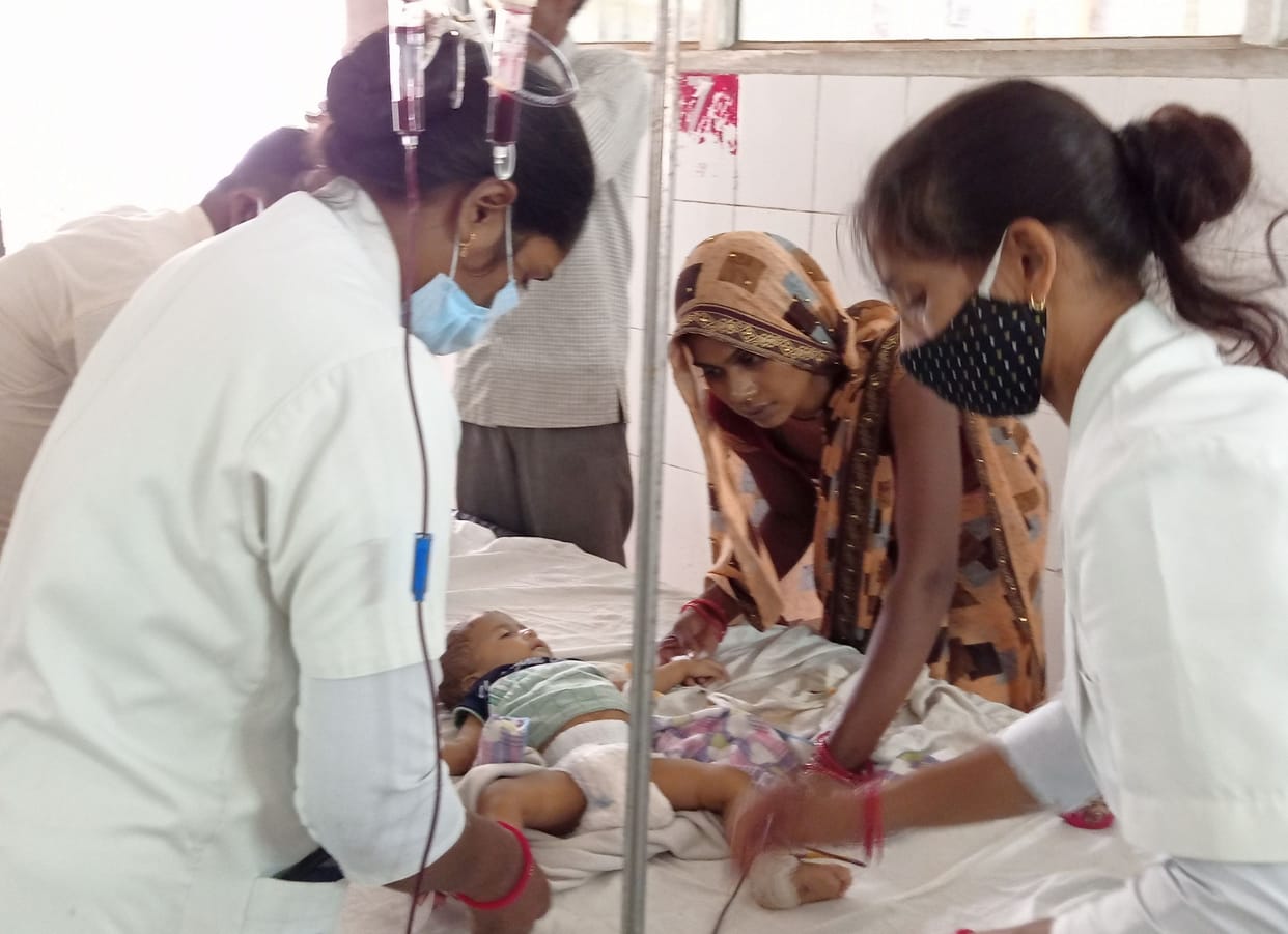 Outbreak of fever and malaria, three children admitted