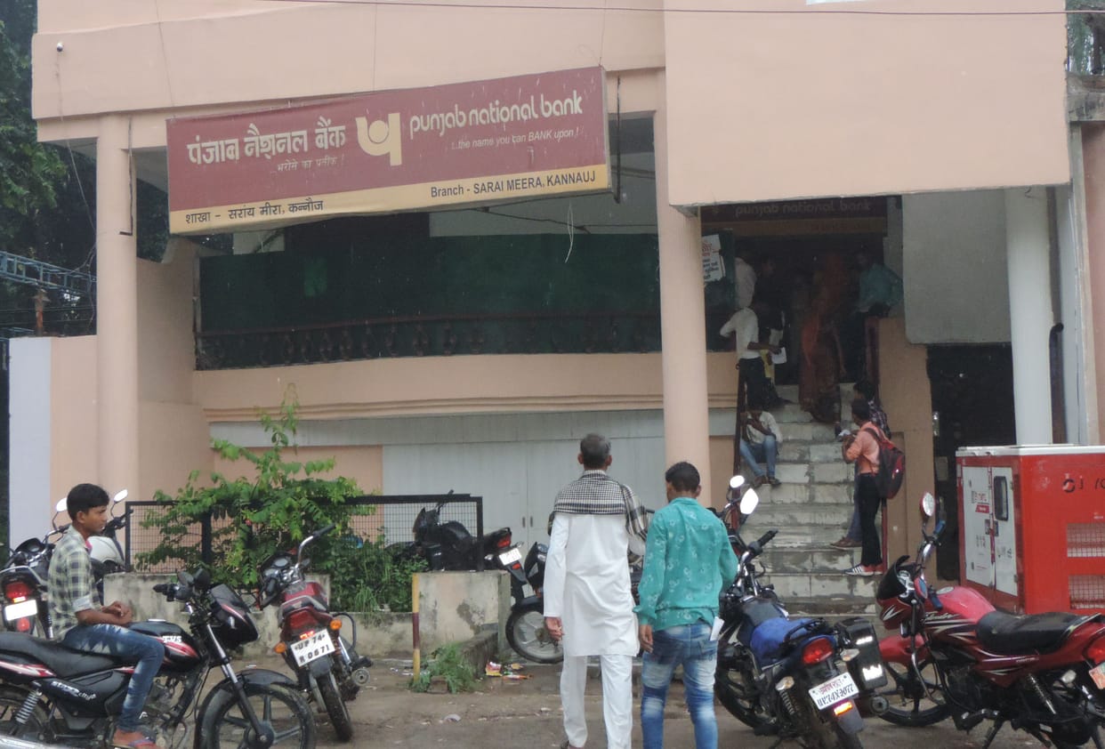 Teams are investigating the details of criminals of many districts