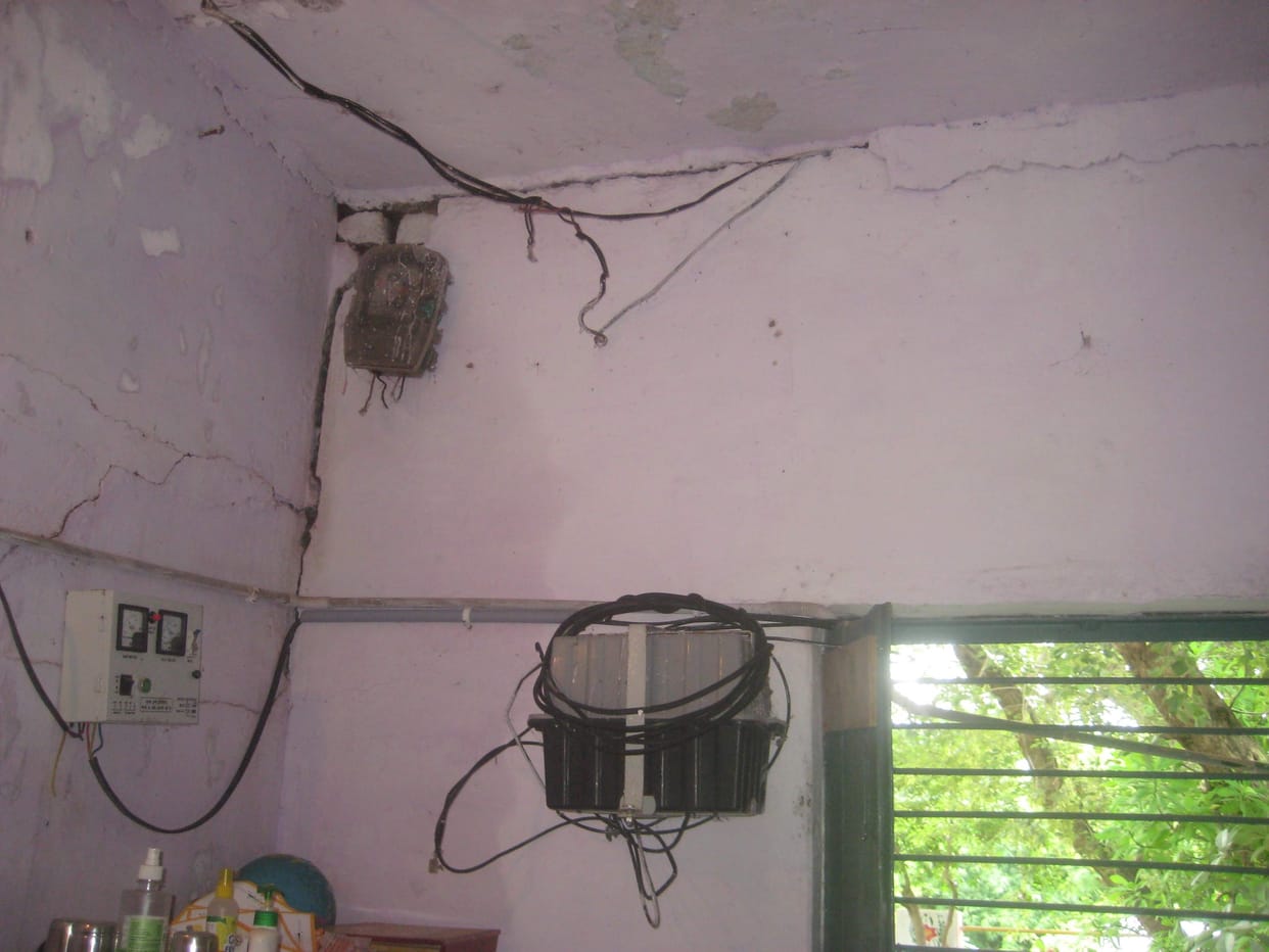 primary school chaprat, shabby building